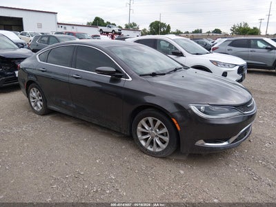 CHRYSLER 200 2015