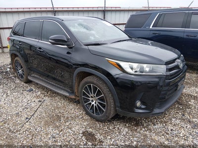 TOYOTA HIGHLANDER 2017