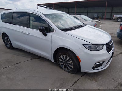 CHRYSLER PACIFICA HYBRID 2024