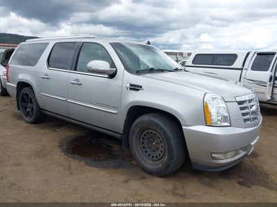 CADILLAC ESCALADE ESV 2011