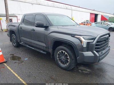 TOYOTA TUNDRA 2023