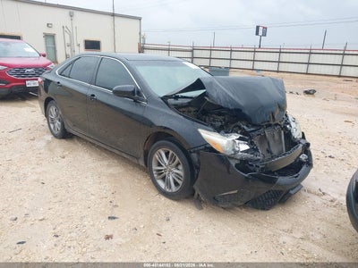 TOYOTA CAMRY 2015