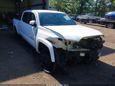 TOYOTA TACOMA 2022