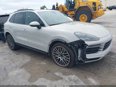 PORSCHE CAYENNE 2021