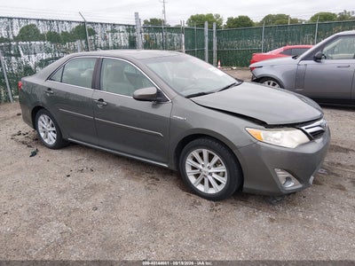 TOYOTA CAMRY HYBRID 2012