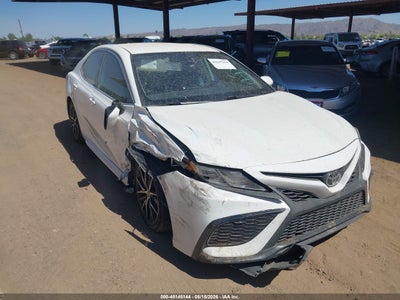 TOYOTA CAMRY 2021