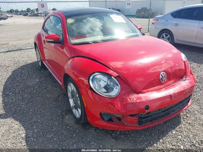 VOLKSWAGEN BEETLE 2016