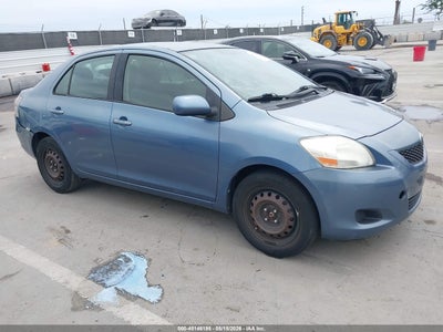 TOYOTA YARIS 2012