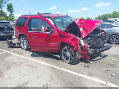CADILLAC ESCALADE 2014