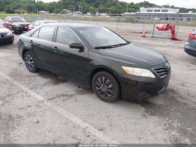 TOYOTA CAMRY 2011