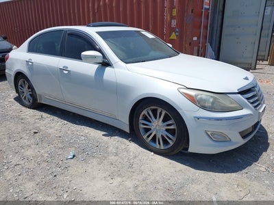 HYUNDAI GENESIS 2012
