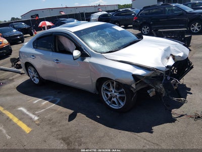 NISSAN MAXIMA 2011