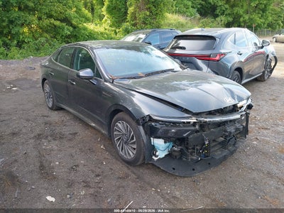 HYUNDAI SONATA HYBRID 2025