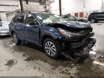 SUBARU OUTBACK 2024