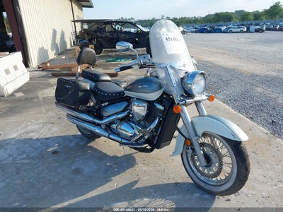 SUZUKI VL800 2011