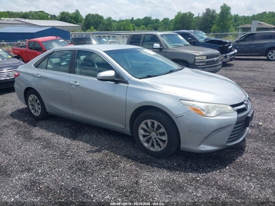 TOYOTA CAMRY 2017