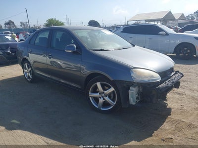 VOLKSWAGEN JETTA 2010