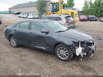 TOYOTA CAMRY HYBRID 2011