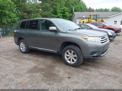 TOYOTA HIGHLANDER 2011