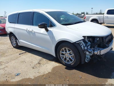 CHRYSLER PACIFICA 2024