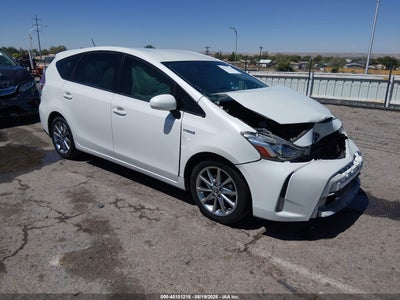 TOYOTA PRIUS V 2017