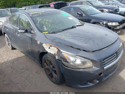 NISSAN MAXIMA 2012