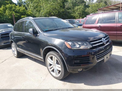 VOLKSWAGEN TOUAREG 2011