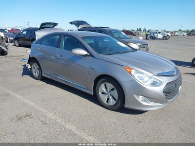 HYUNDAI SONATA HYBRID 2013