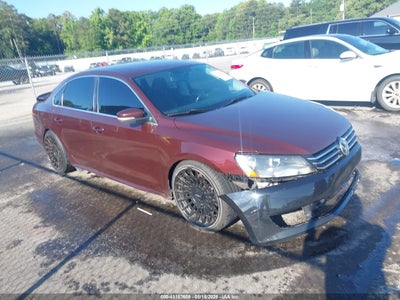 VOLKSWAGEN PASSAT 2013