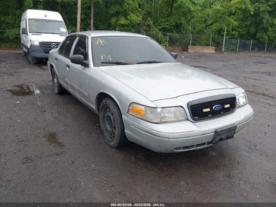 FORD CROWN VICTORIA 2010