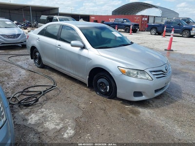 TOYOTA CAMRY 2010