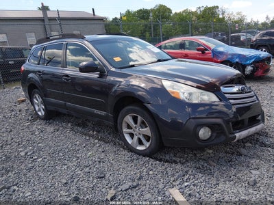SUBARU OUTBACK 2013