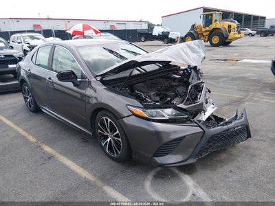 TOYOTA CAMRY 2020