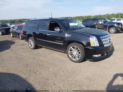 CADILLAC ESCALADE ESV 2013