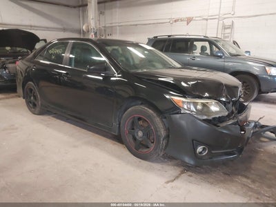 TOYOTA CAMRY 2012