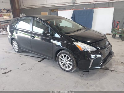 TOYOTA PRIUS V 2012