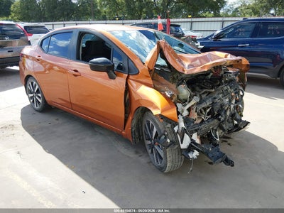 NISSAN VERSA 2021