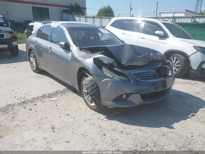 INFINITI G37 2013