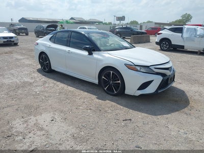 TOYOTA CAMRY 2019