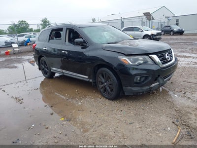 NISSAN PATHFINDER 2017