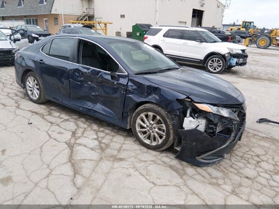 TOYOTA CAMRY 2022