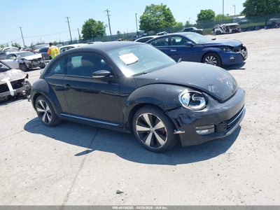 VOLKSWAGEN BEETLE 2013