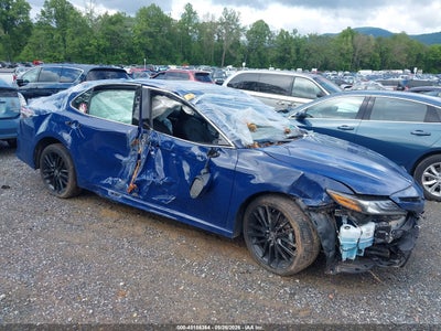 TOYOTA CAMRY 2024