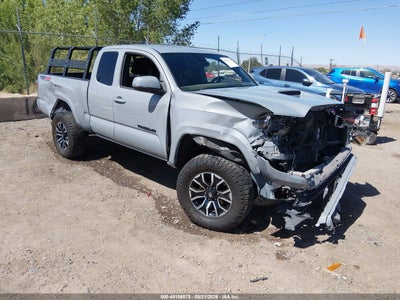 TOYOTA TACOMA 2020