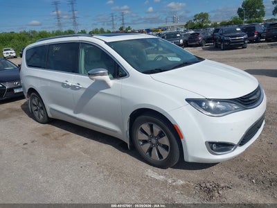 CHRYSLER PACIFICA HYBRID 2017