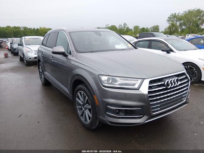 AUDI Q7 2017