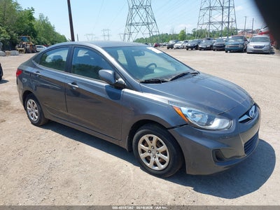 HYUNDAI ACCENT 2013