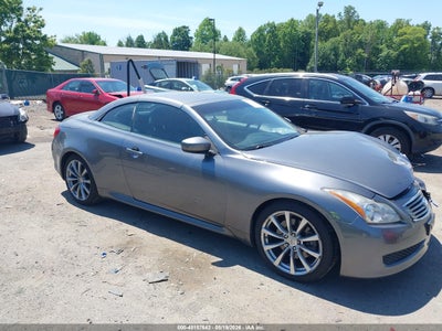 INFINITI G37 2010