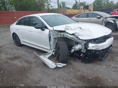 KIA K5 2025