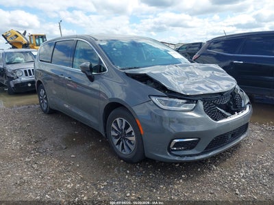 CHRYSLER PACIFICA HYBRID 2023